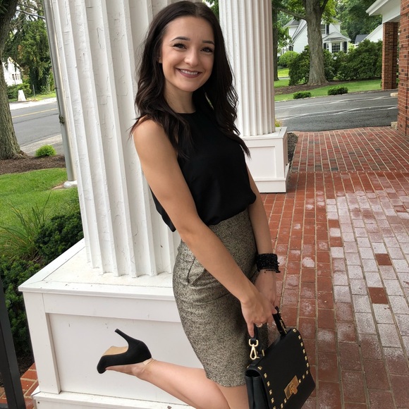 Meet your Posher, Kate - Picture 3 of 4